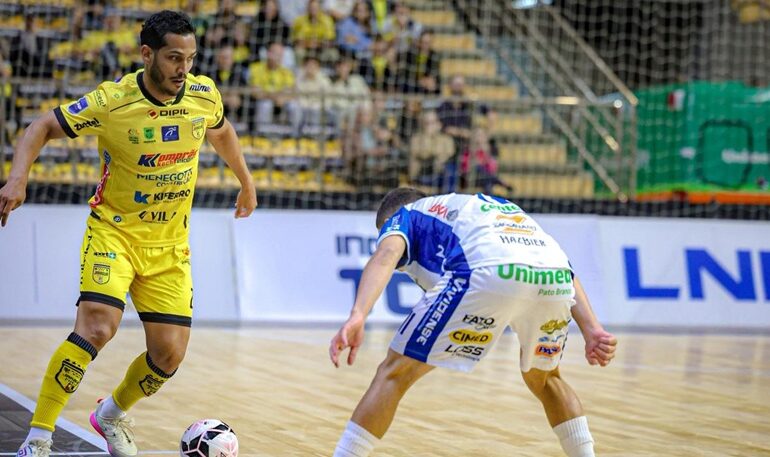 Futsal: Jaraguá fica no empate com o Pato na Arena