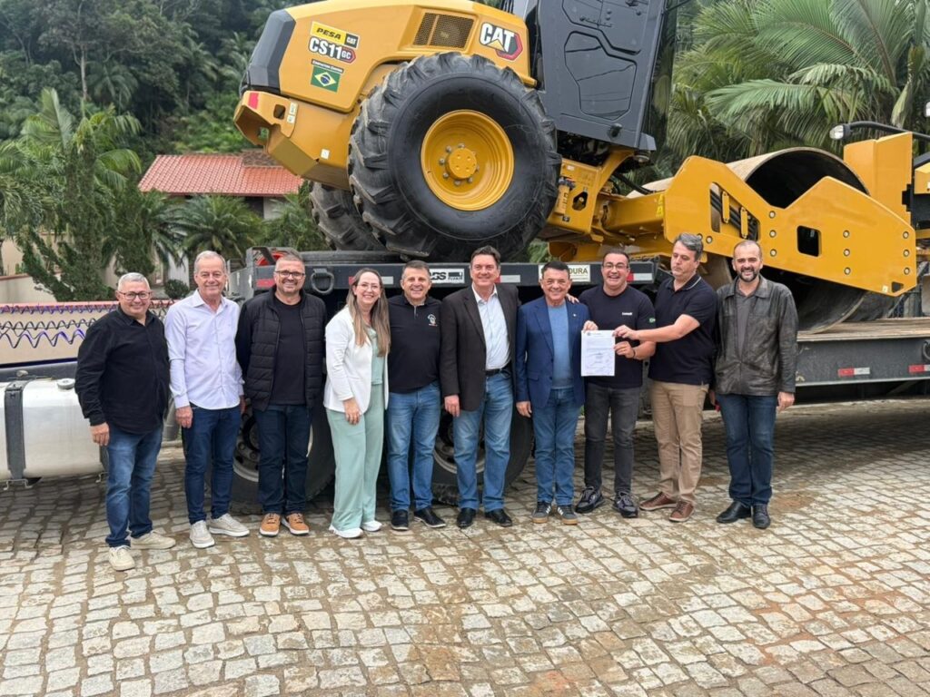 Prefeitura de Guaramirim inicia pavimentação da Rua Osvaldo Klein e Estrada Poço Grande