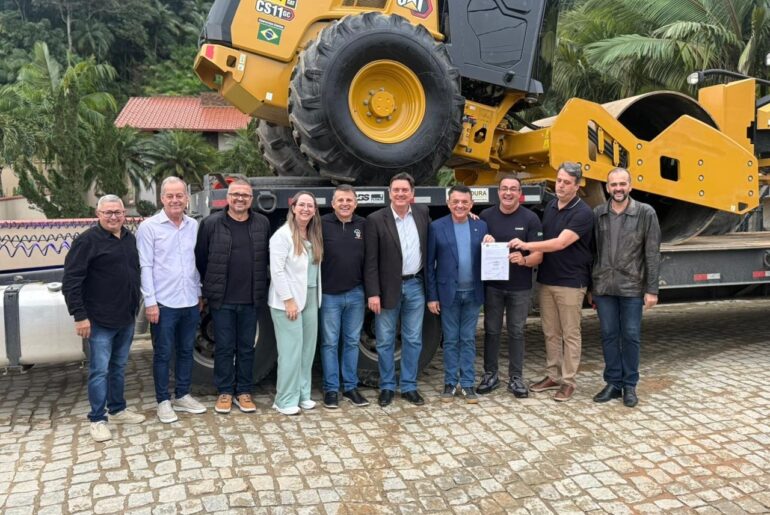 Prefeitura de Guaramirim inicia pavimentação da Rua Osvaldo Klein e Estrada Poço Grande
