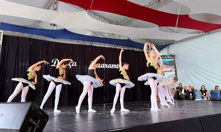 Dança Guaramirim terá mais de 60 apresentações nesta sexta-feira (17) e sábado (18)