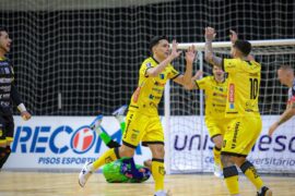 Futsal: Jaraguá bate Cascavel pela LNF na Arena